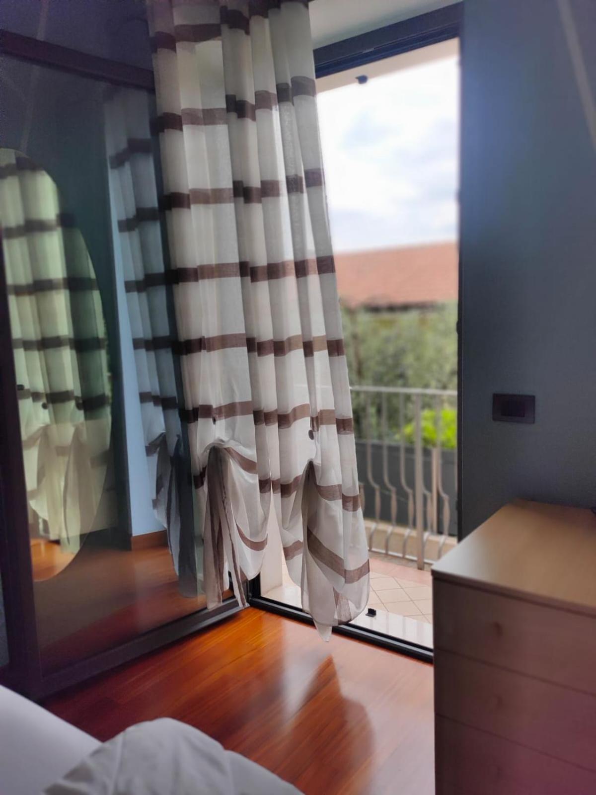 טורי דל בנקו Garda Dreams Apartment מראה חיצוני תמונה